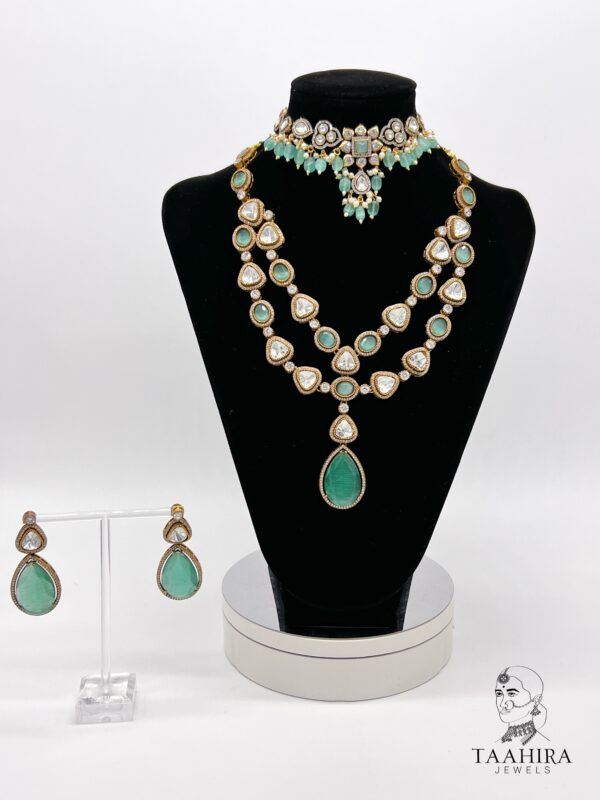 Isra - Dainty Victorian Bridal Necklace Set