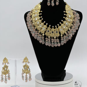Keerthi - Captivating Ahmedabadi Kundan Bridal Necklace Set