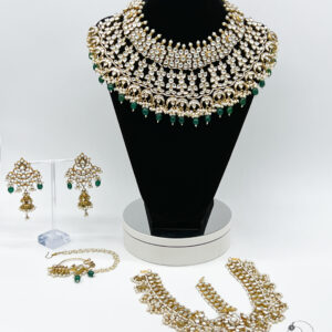 Karima - Graceful Iniyat Kundan Bridal Necklace Set