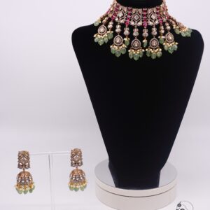 Prisha - Glamorous Kundan Choker Bridal Set