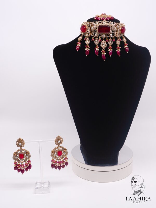 Jivika - Feminine Kundan Choker Bridal Set